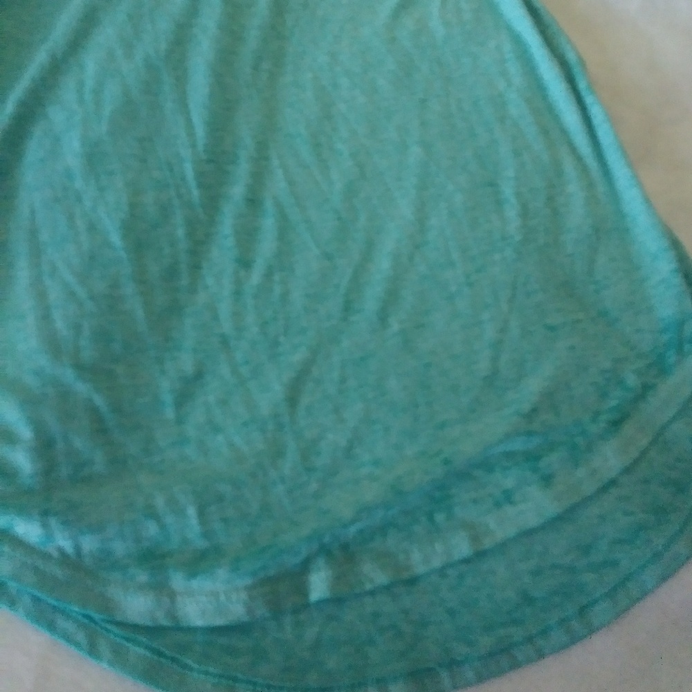 No Boundries Large blue basic tee - Picture 2 of 5